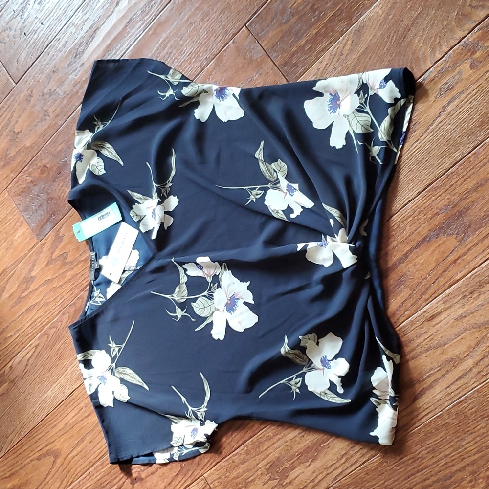 NWT West Kei knot detail blouse